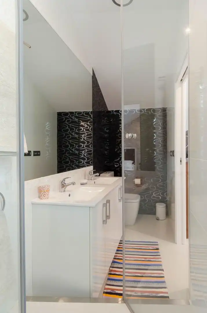 Bathroom of Houses for sale in A Coruña Capital   with Heating and Alarm