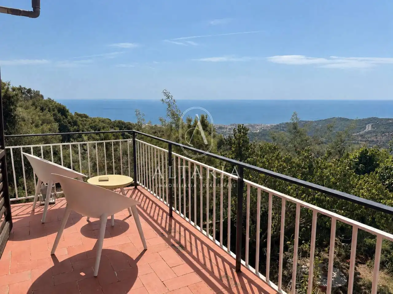 Terrassa de Finca rústica en venda en Pineda de Mar amb Jardí privat, Piscina i Alarma