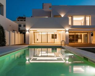 Swimming pool of House or chalet for sale in Marbella  with Air Conditioner, Terrace and Swimming Pool