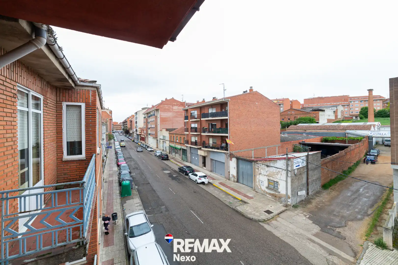 Außenansicht von Wohnung zum Verkauf in Benavente mit Heizung, Terrasse und Balkon