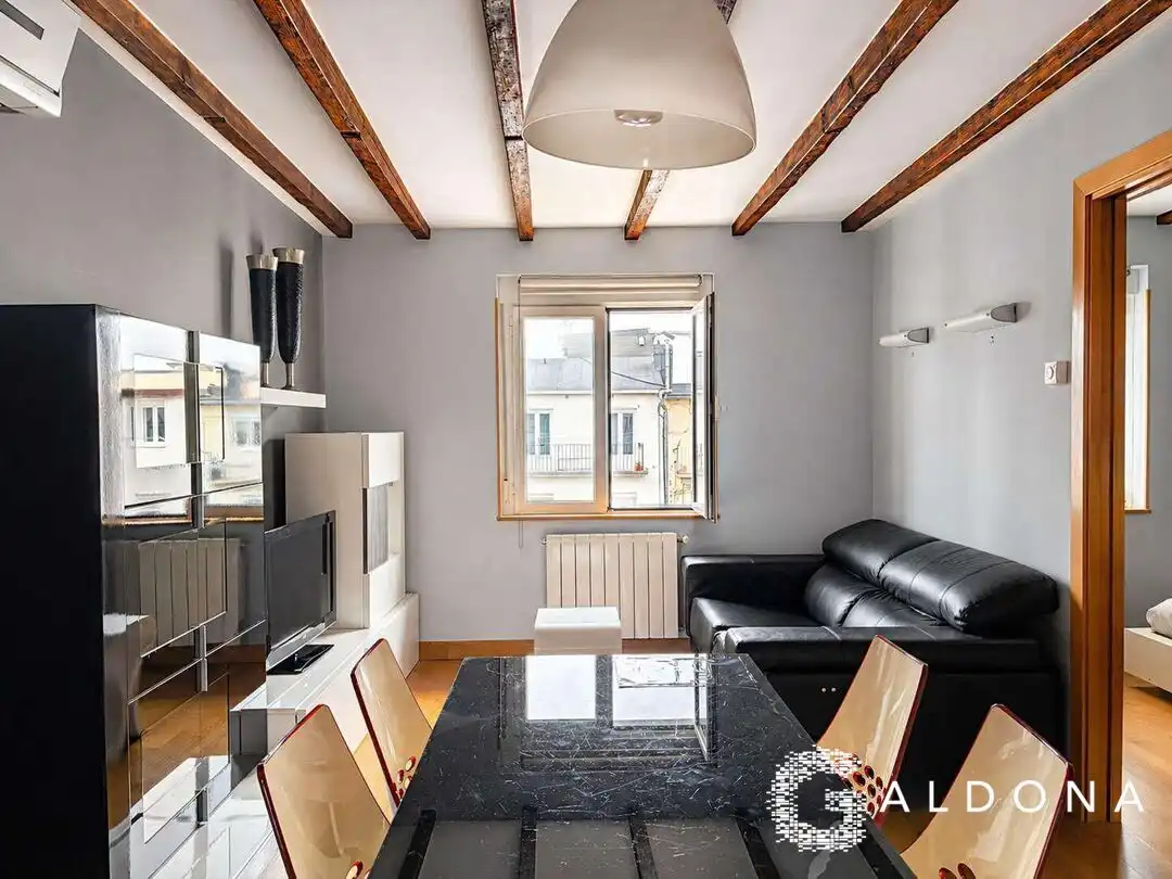 Sala de estar de Piso en venta en Donostia - San Sebastián  con Aire acondicionado, Calefacción y Amueblado