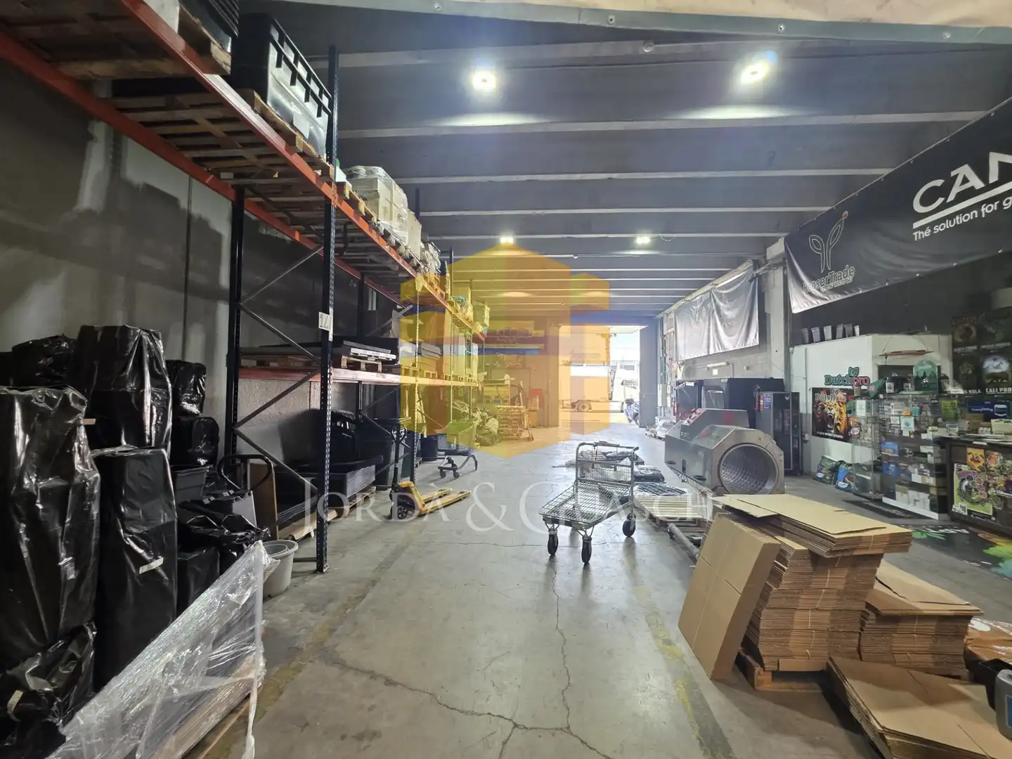 Nave industrial de alquiler en Vilamarina