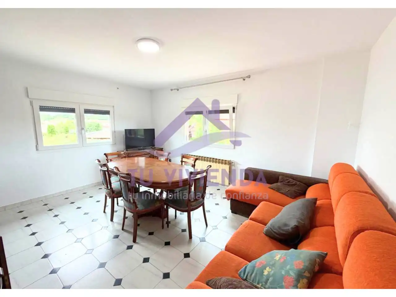 Sala d'estar de Casa o xalet de lloguer en Santervás de la Vega amb Calefacció, Terrassa i Moblat