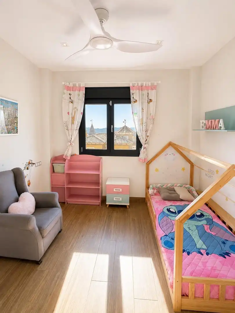 Habitación de Casa o chalet en venta en Málaga con Aire acondicionado, Calefacción y Jardín privado