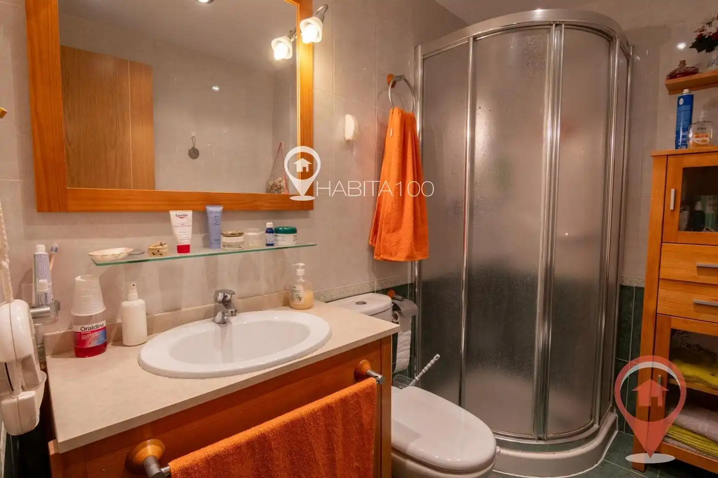 Bathroom of Flat for sale in Cuenca  with Heating and Storage room