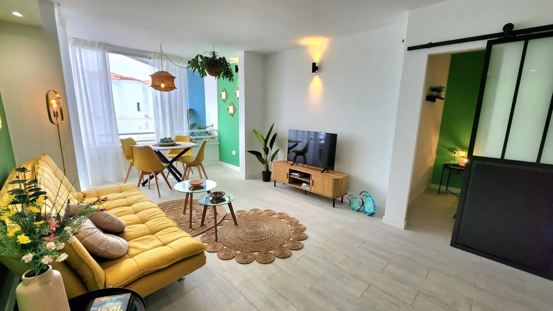 Wohnzimmer von Wohnungen zur Miete in San Miguel de Abona mit Klimaanlage, Möbliert und Balkon