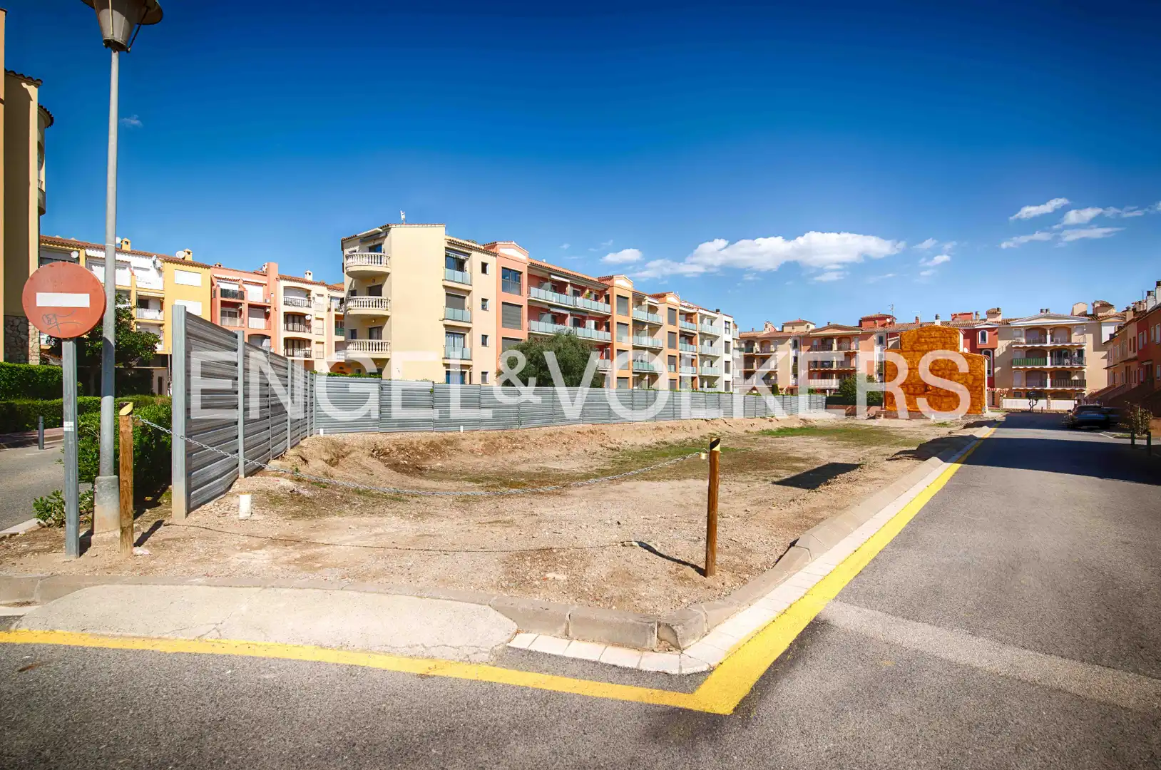 Terreno residencial en venta en Carrer Badia-Gran Reserva