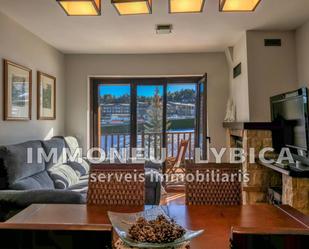 Flat for sale in Alp  with Terrace and Swimming Pool
