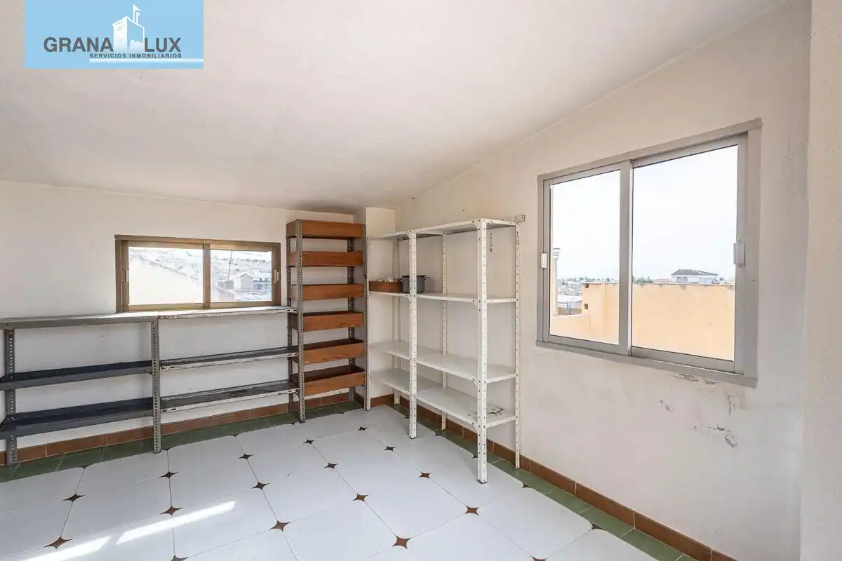 Chalet con terraza en venta en Calle de la Reina Mora, imagen 45