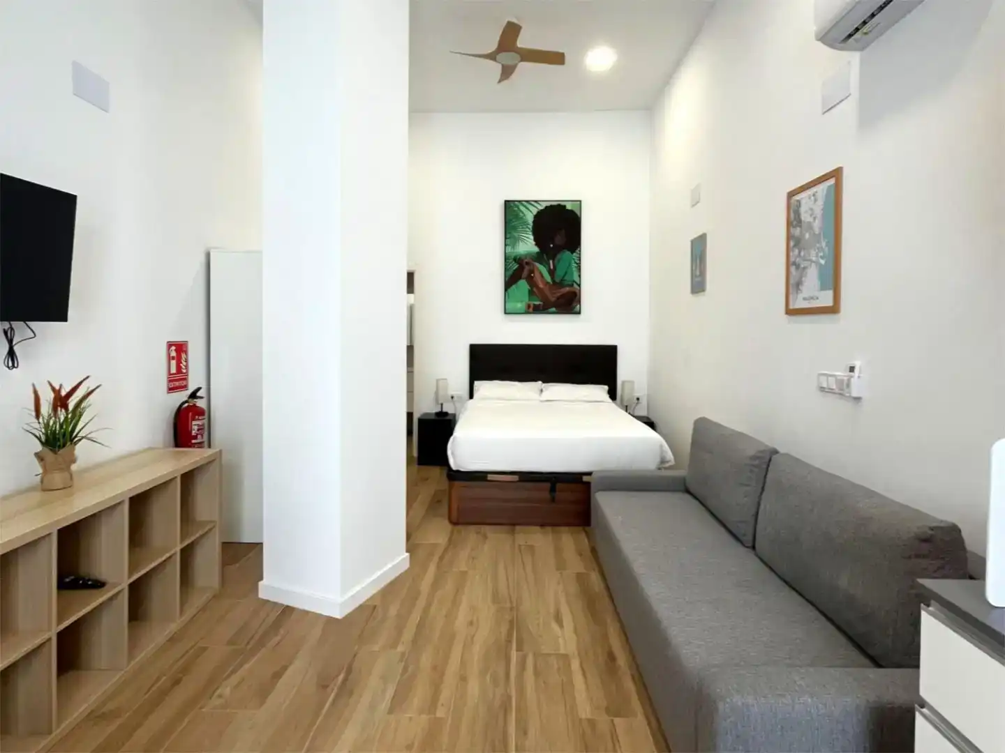 Schlafzimmer von Wohnung zum Verkauf in Valencia mit Klimaanlage und Möbliert