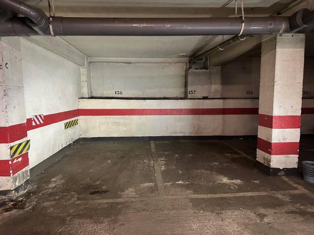 Garaje en Alquiler en De Embajadores en Delicias