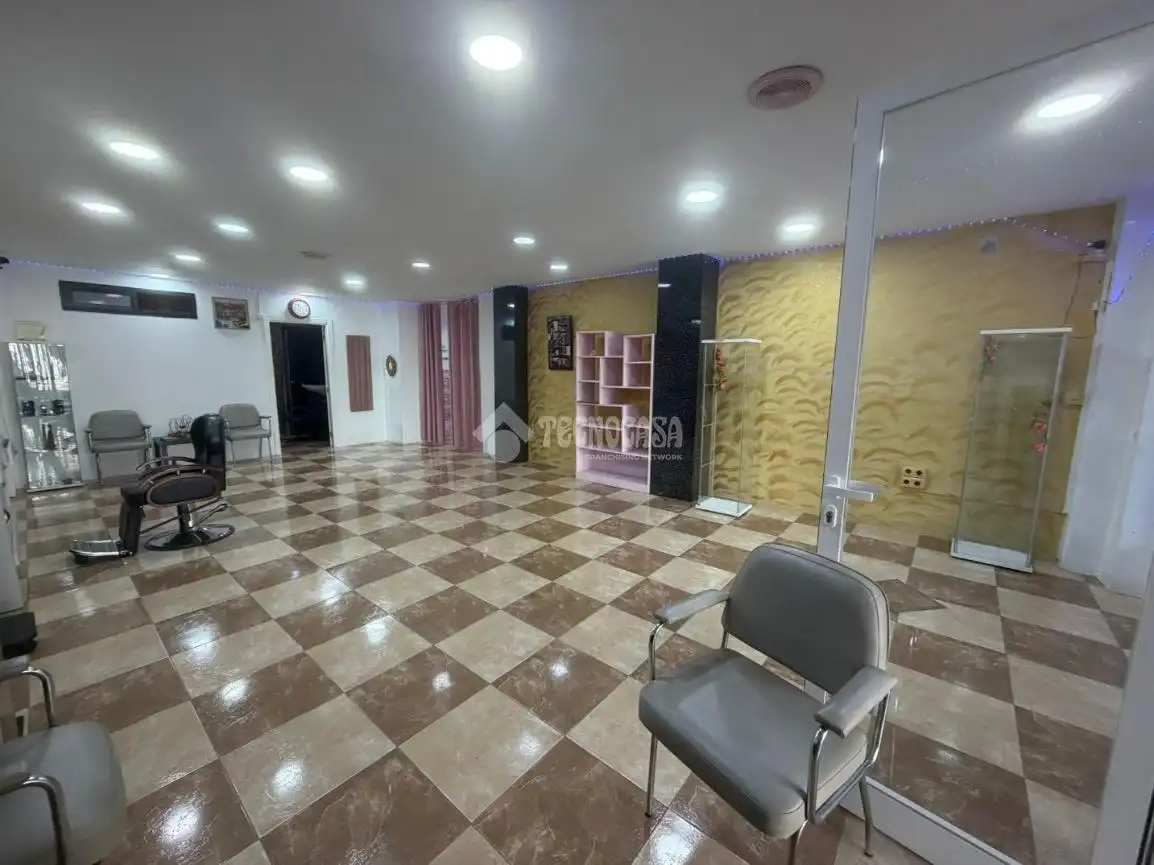 Local en venta en Sevilla con Aire acondicionado y Internet