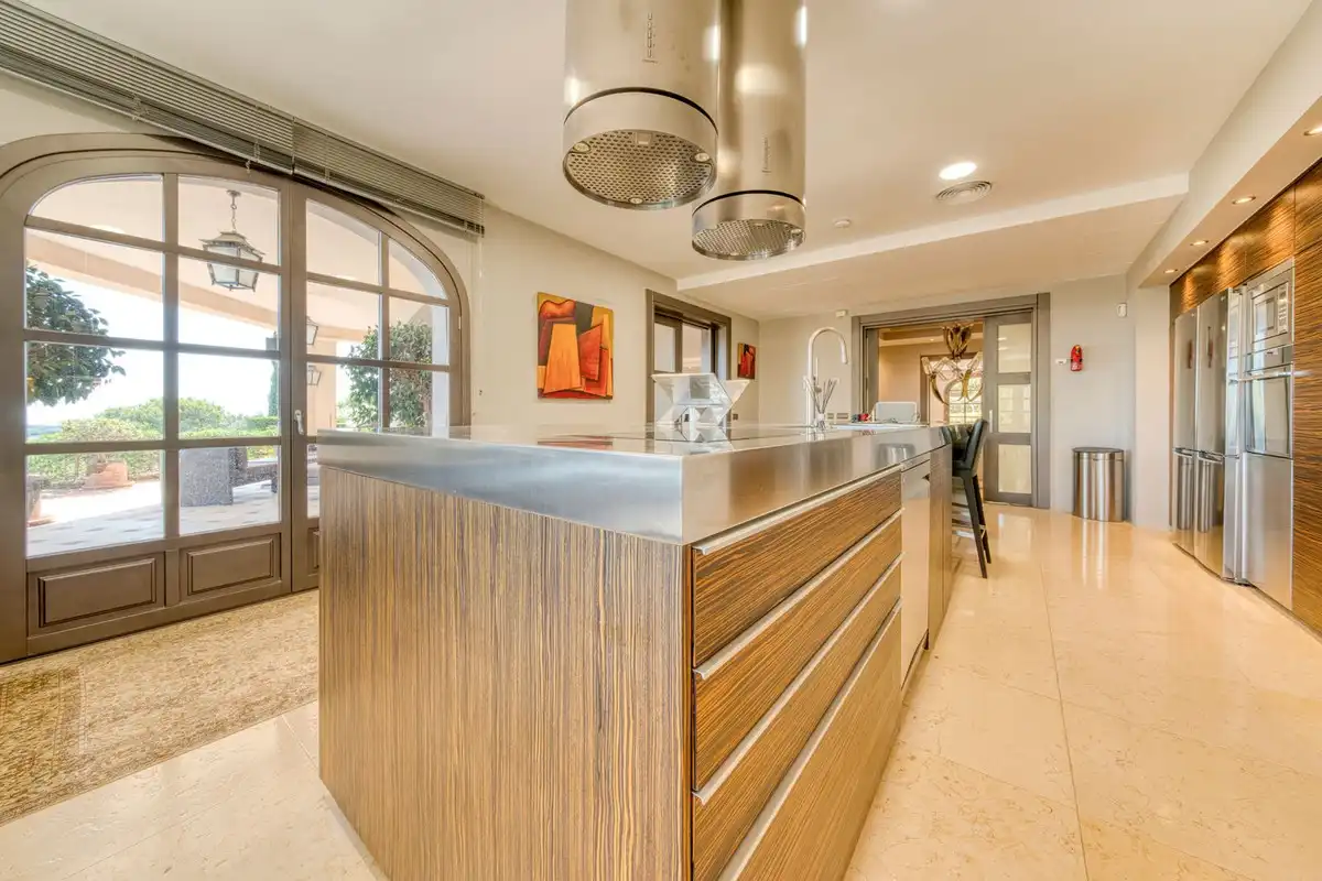 Cocina de Casa o chalet en venta en Sotogrande con Aire acondicionado, Jardín privado y Terraza
