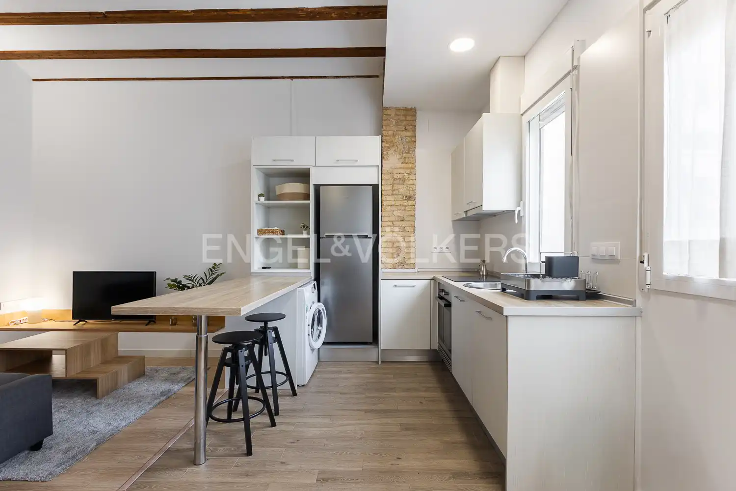 Kitchen of Flat for rent in Valencia  with Air Conditioner, Heating and Parquet flooring