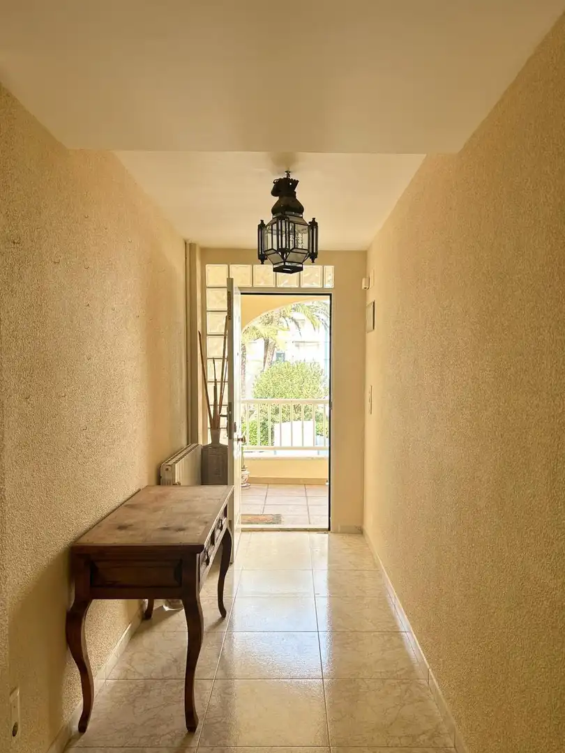Casa adosada en venta en Miramar con Calefacción, Jardín privado y Terraza