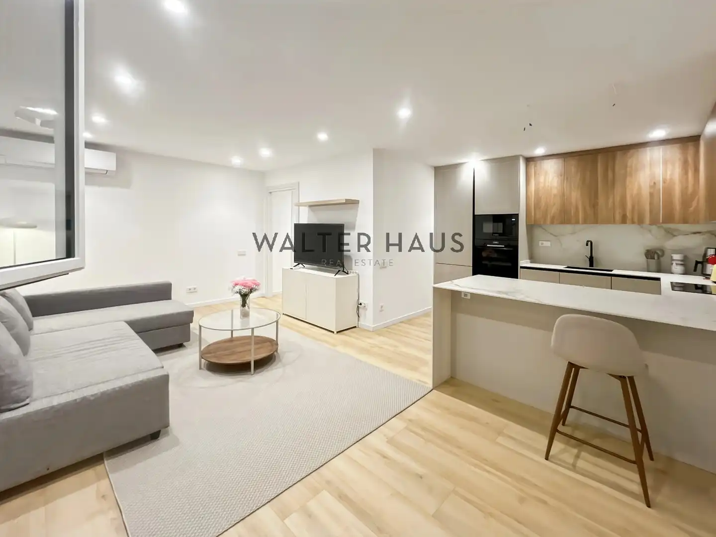 Sala de estar de Piso de alquiler en Barcelona con Aire acondicionado y Amueblado
