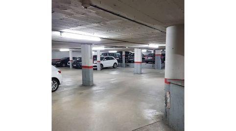 Foto 3 de Garatge de lloguer a Calle Saclosa, 21, Plaça Catalunya, Manresa