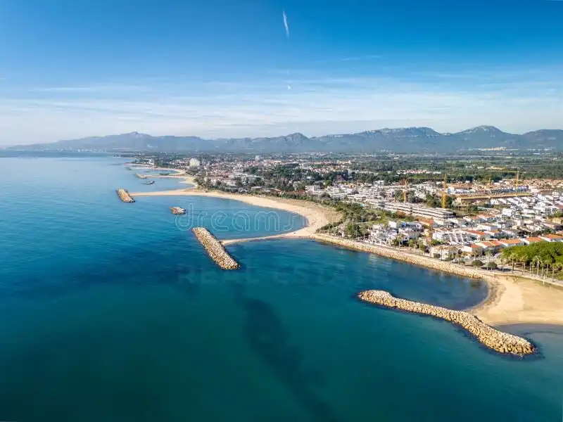 Vista exterior de Pis en venda en Cambrils amb Terrassa