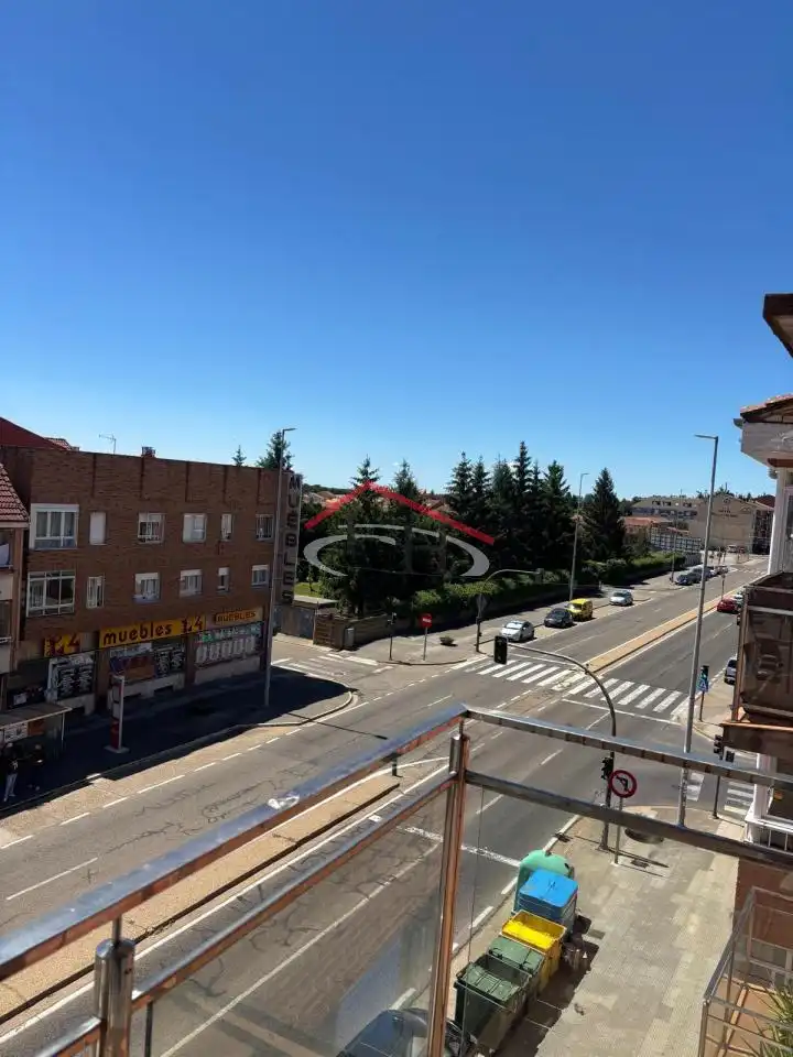 Exterior view of Apartments for sale in Valverde de la Virgen  with Heating, Parquet flooring and Terrace