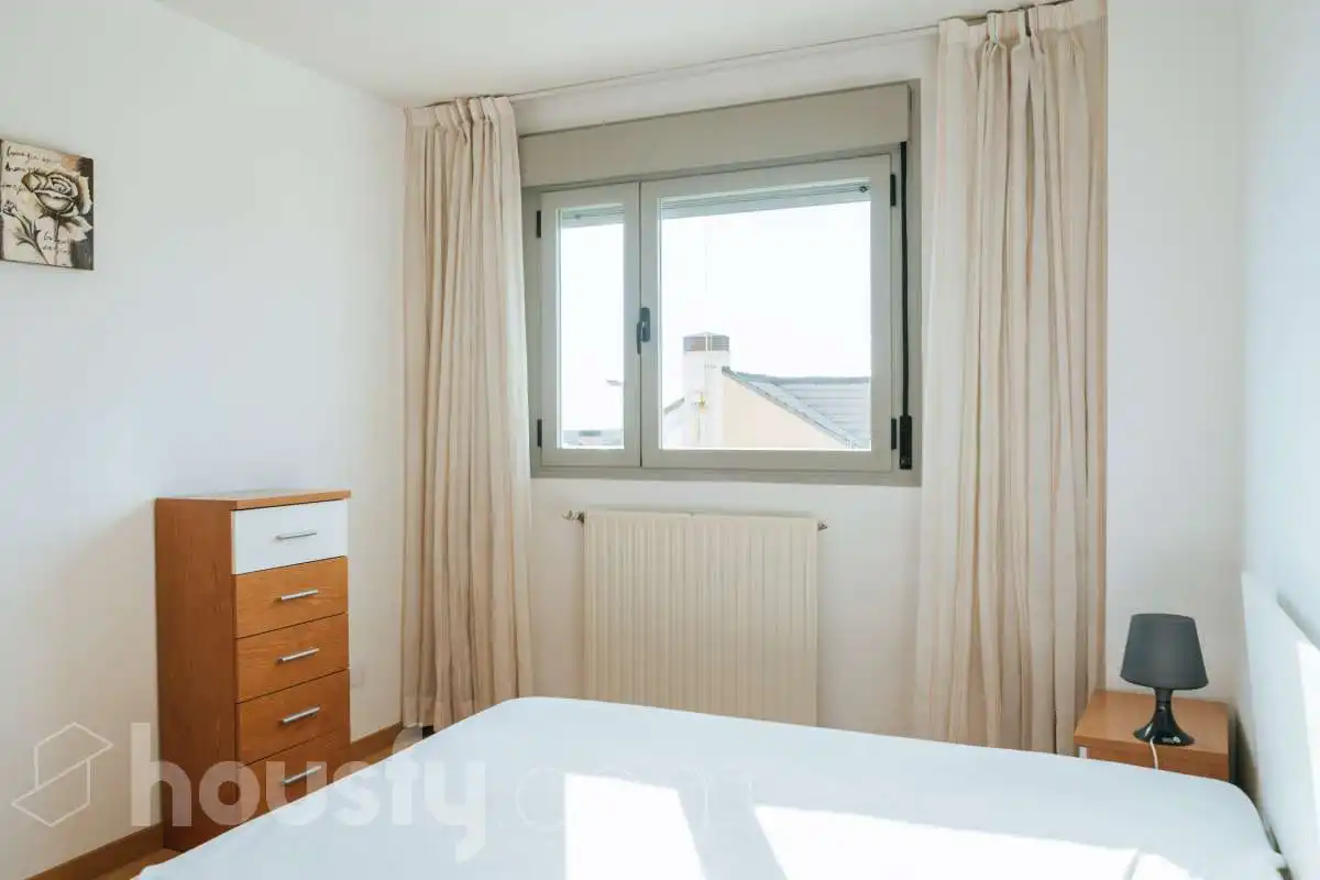 Habitación de Piso de alquiler en Valdemoro con Parquet y Amueblado