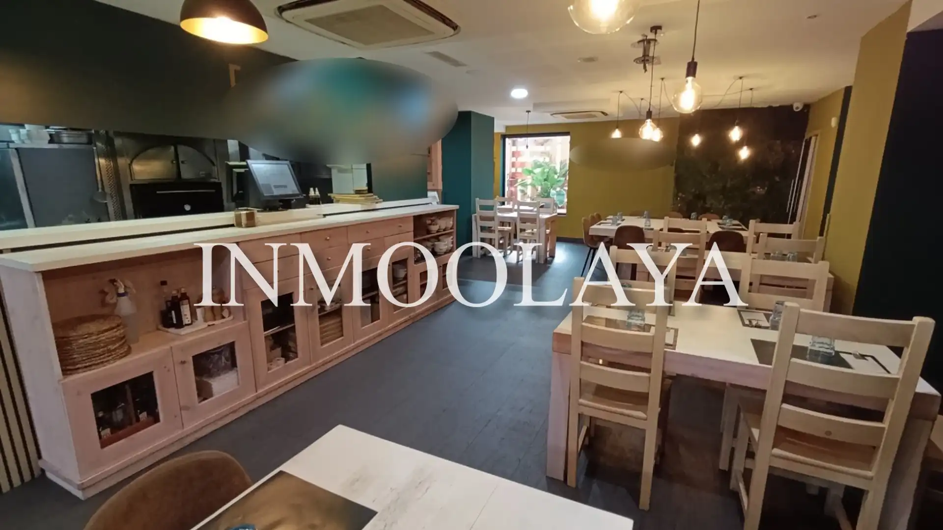 Local en traspaso en  Barcelona Capital con Aire acondicionado, Calefacción y Terraza