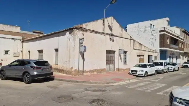Außenansicht von Fabrikhallen zum Verkauf in San Javier