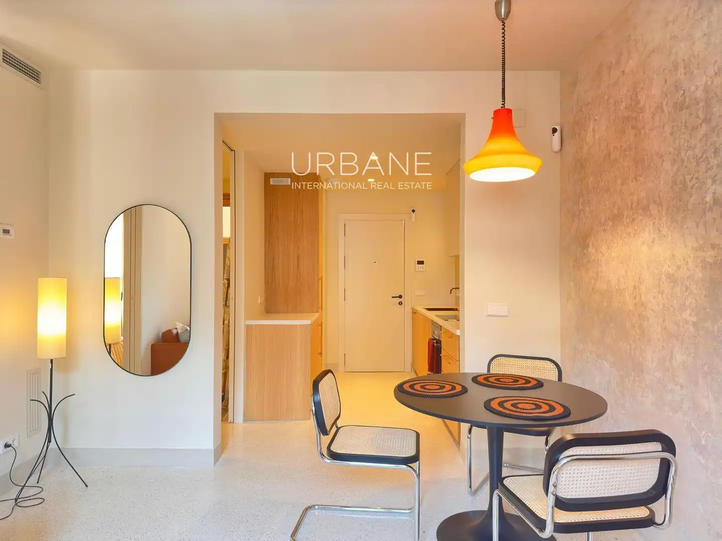 Außenansicht von Wohnung zur Miete in Barcelona mit Klimaanlage, Heizung und Terrasse