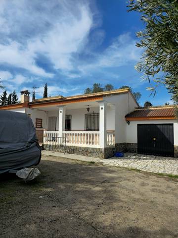 Casa-chalet en Venta en Aljomahima - Ermita