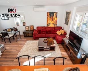 Living room of Single-family semi-detached for sale in  Granada Capital  with Air Conditioner, Parquet flooring and Terrace