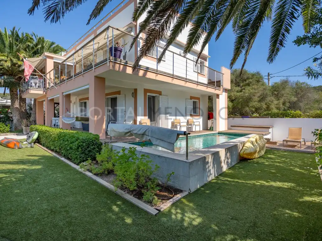 Vista exterior de Casa o chalet en venta en Maó - Mahón con Aire acondicionado, Terraza y Piscina