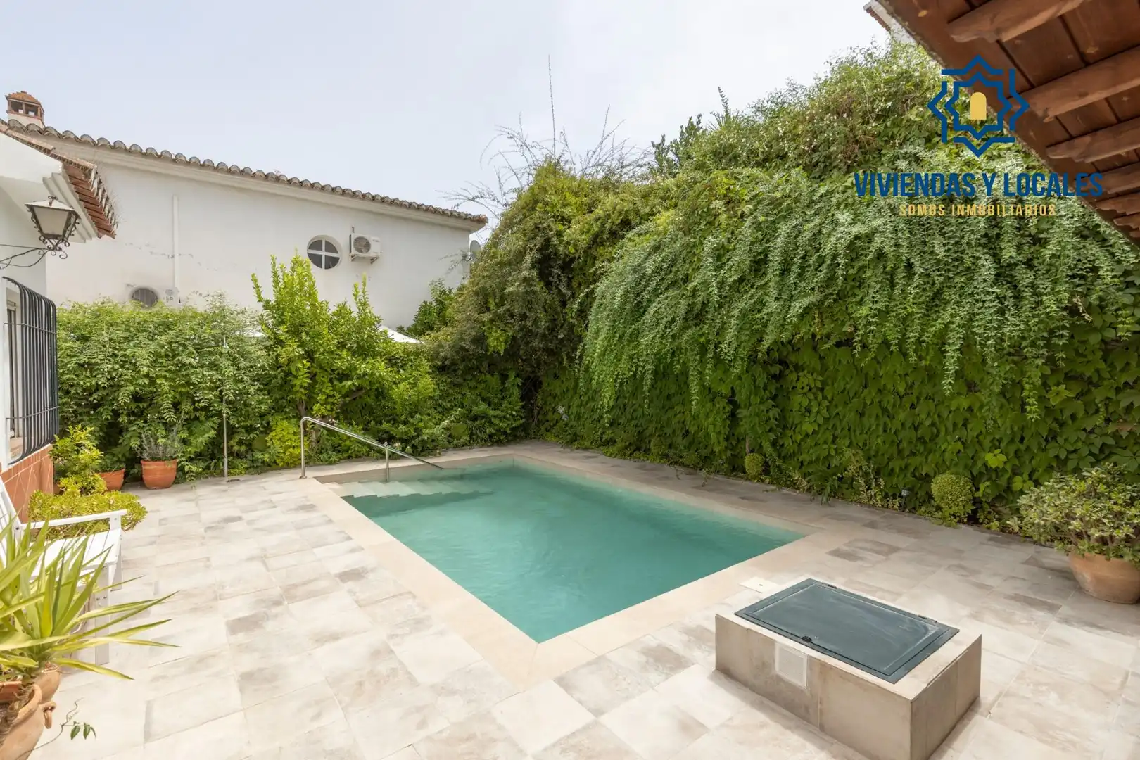 Piscina de Casa o chalet en venta en La Zubia con Aire acondicionado, Calefacción y Jardín privado