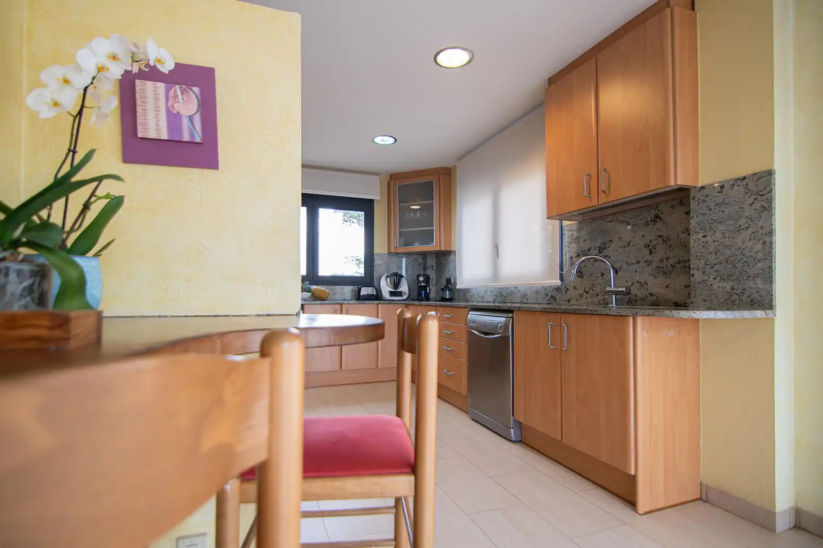 Cocina de Casa o chalet en venta en Palau de Santa Eulàlia con Aire acondicionado, Calefacción y Jardín privado
