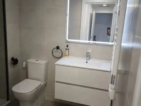 Badezimmer von Wohnung zur Miete in Calafell mit Klimaanlage, Heizung und Parkett