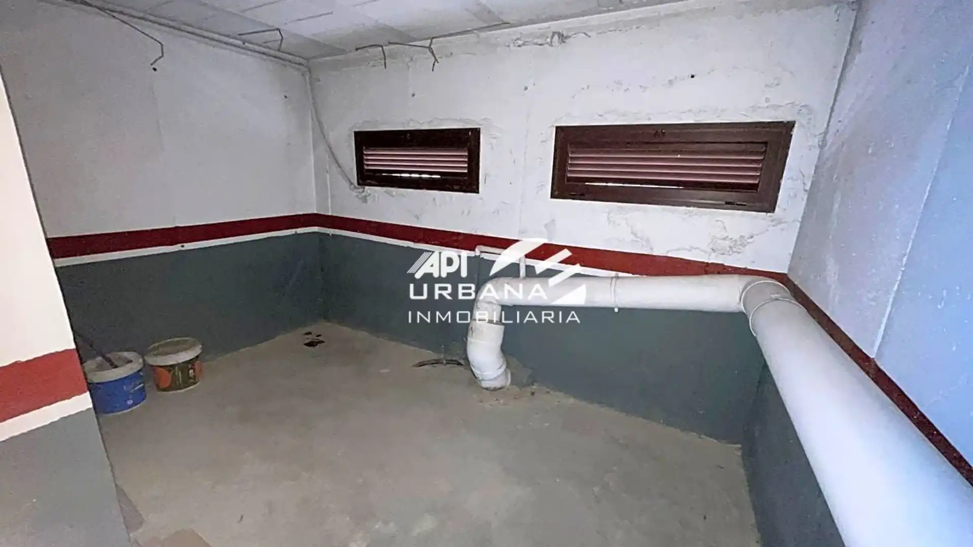 Garage zum Verkauf in Lucena