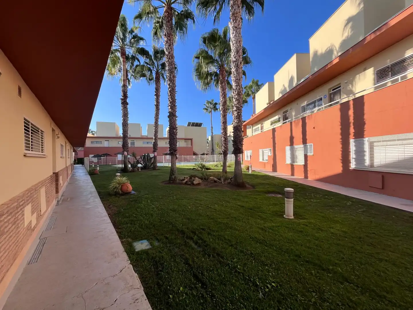 Vista exterior de Dúplex en venta en Islantilla con Terraza, Amueblado y Lavadora