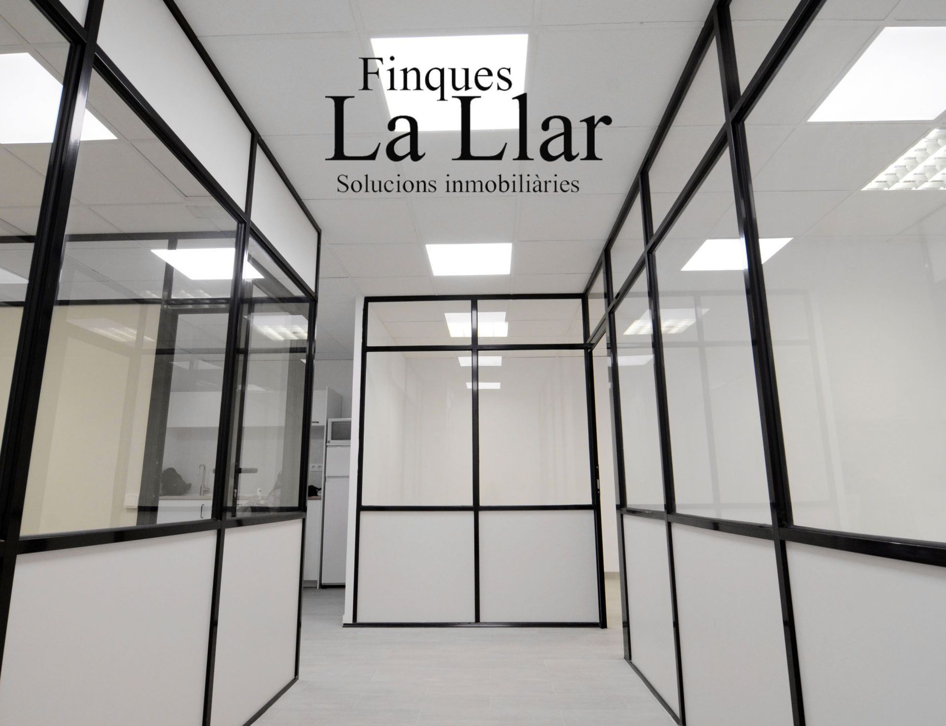 Local en venda a de los Castillejos, Sagrada Família