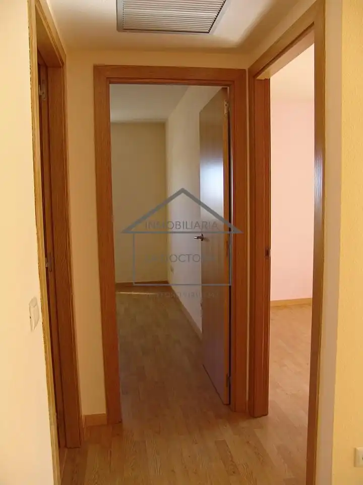 Piso de alquiler en Navalcarnero con Aire acondicionado, Calefacción y Trastero
