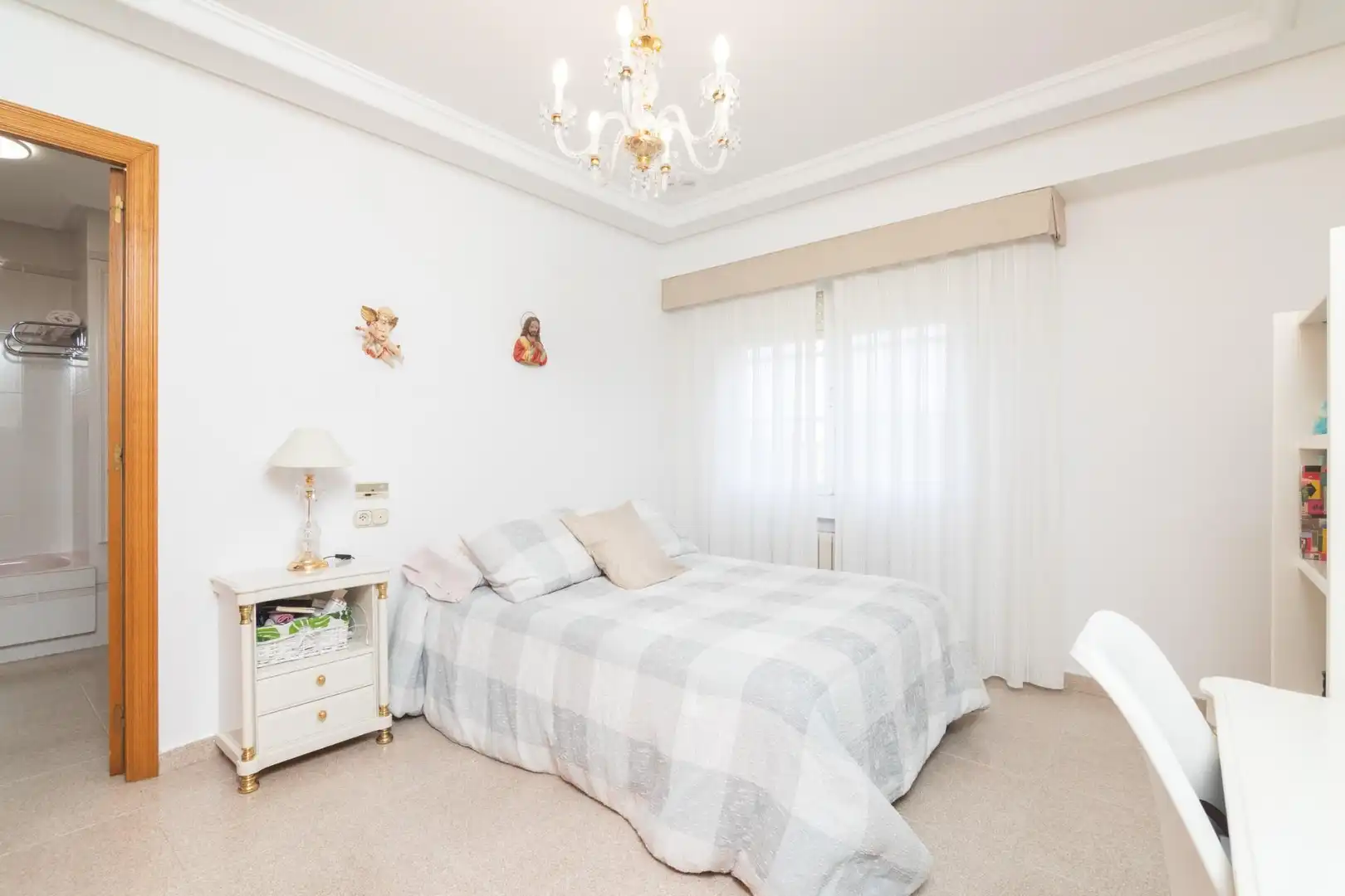 Habitación de Casa o chalet en venta en Elche / Elx con Jardín privado, Terraza y Piscina