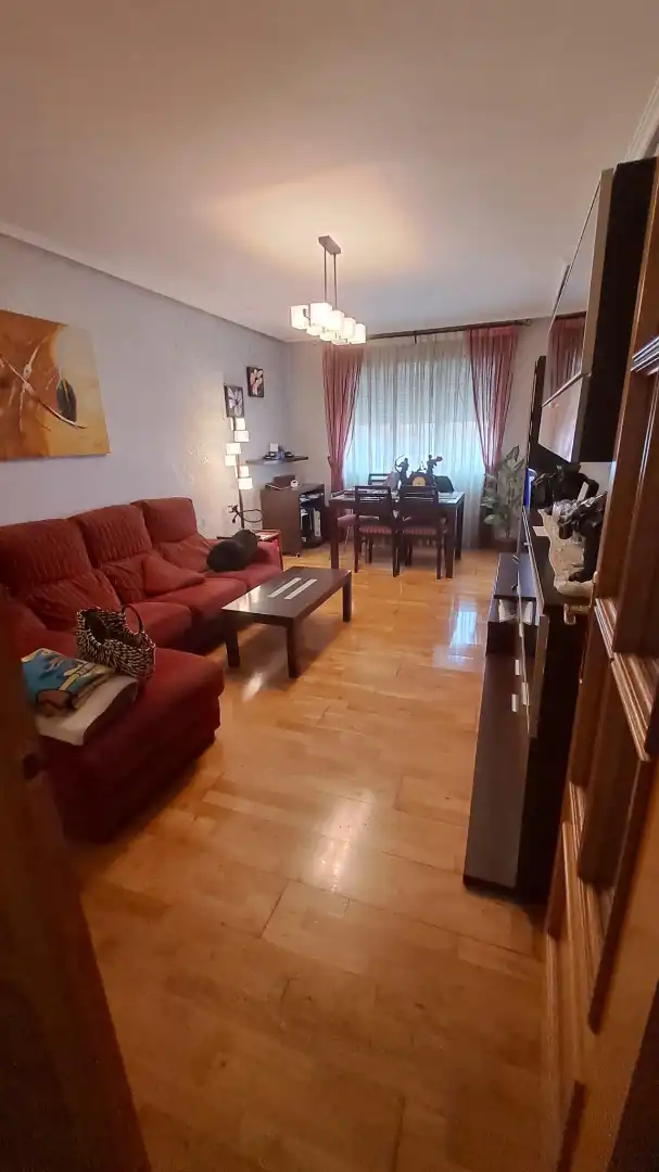 Wohnzimmer von Wohnung zum Verkauf in Cuéllar mit Heizung, Parkett und Abstellraum