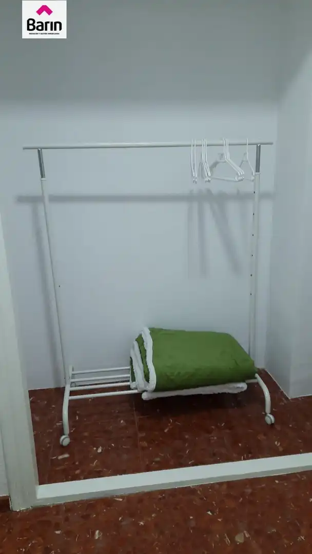 Schlafzimmer von Wohnung zum Verkauf in Córdoba mit Klimaanlage, Terrasse und Abstellraum