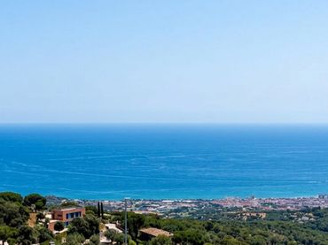 Terreno residencial en venta en Argentona Est