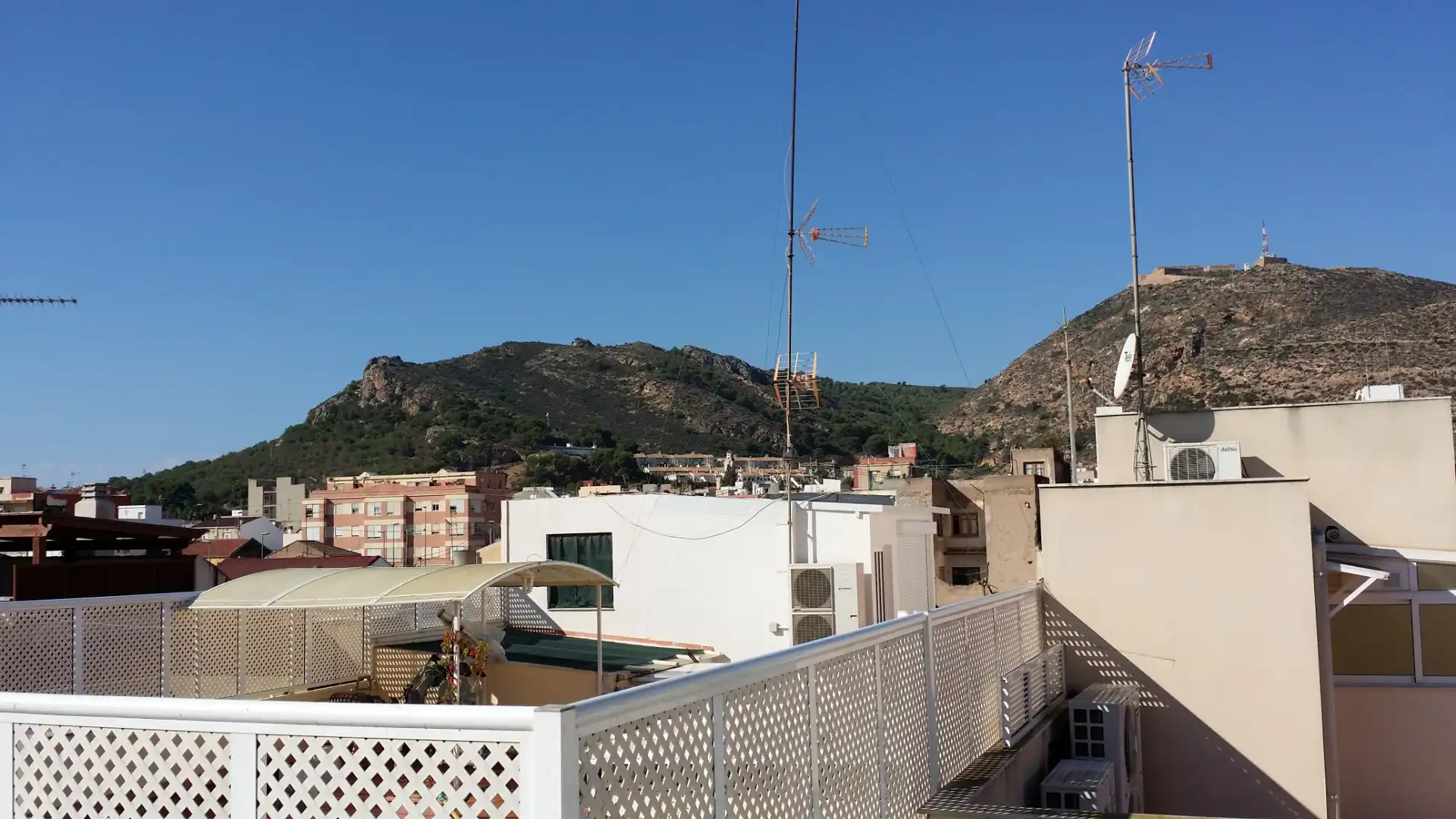 Vista exterior de Ático de alquiler en Cartagena ciudad