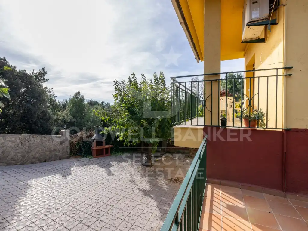 Terrassa de Casa o xalet en venda en Castellar del Vallès