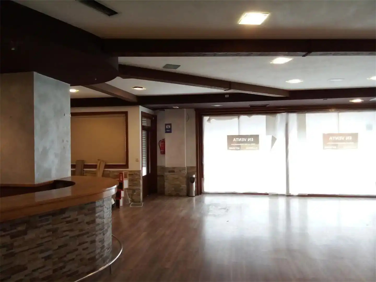Commercial properties for sale in Oseiro
