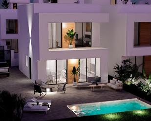 Terrassa de Casa o xalet en venda en Orihuela amb Aire condicionat, Terrassa i Piscina