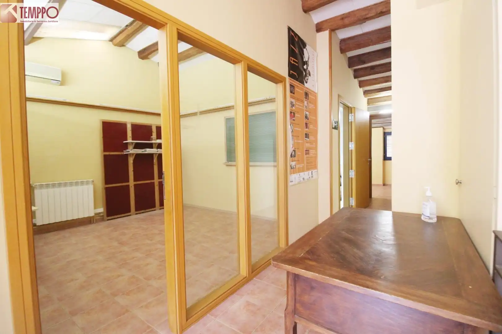 Casa adosada en venta en Carrer MURALLA, Centre