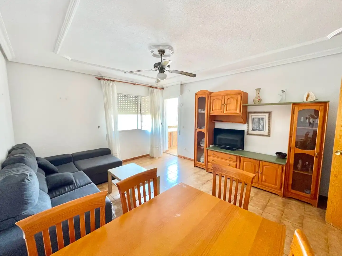 Sala de estar de Apartamento de alquiler en San Pedro del Pinatar con Calefacción, Terraza y Amueblado