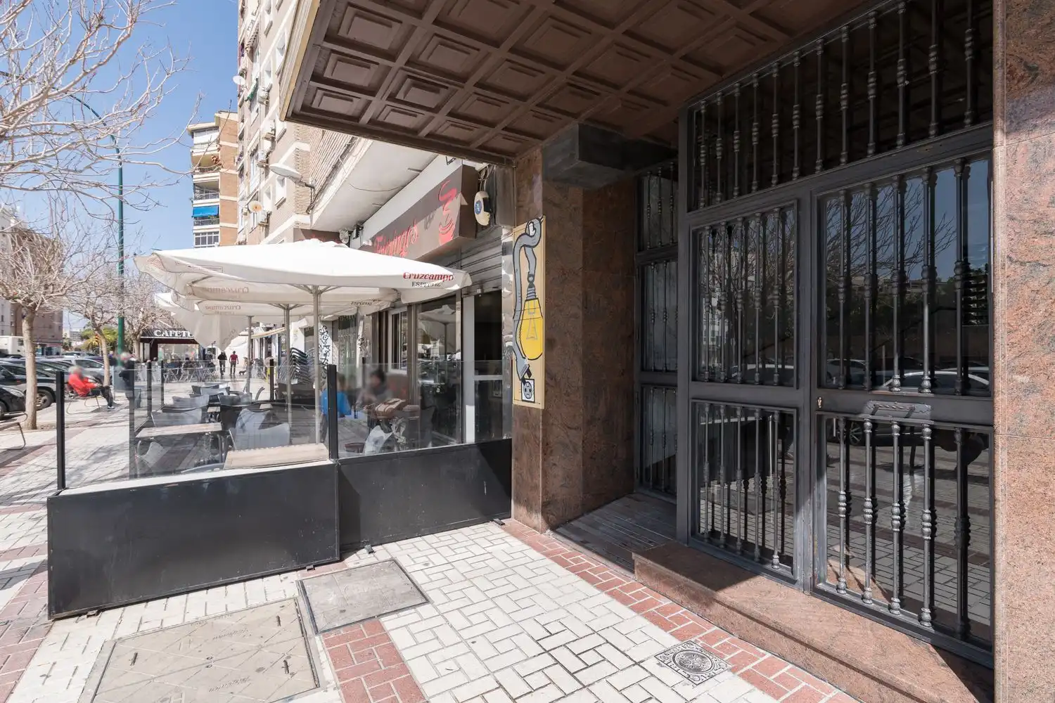 Pis de lloguer a Calle del Abogado Federico Orellana Toledano, Parque Ayala - Jardín de la Abadía - Huelín