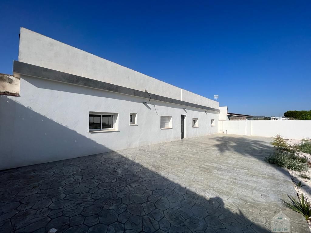 Vista exterior de Residencial de lloguer en Alcalá de Guadaira