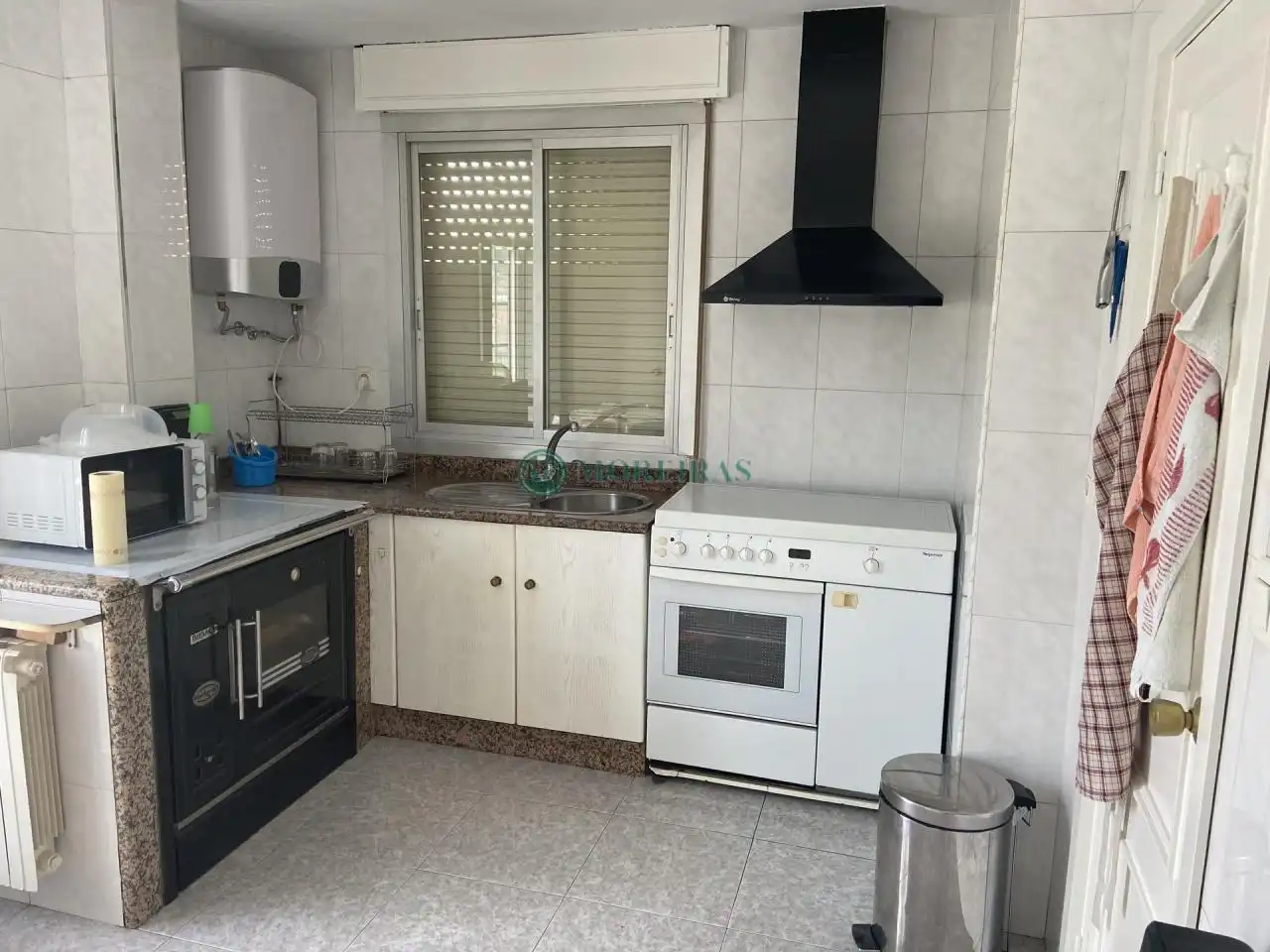 Kitchen of Houses for sale in Ourense Capital   with Heating, Private garden and Terrace